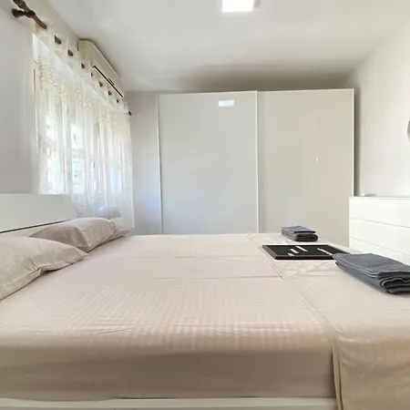 City Central Apartment Appartement